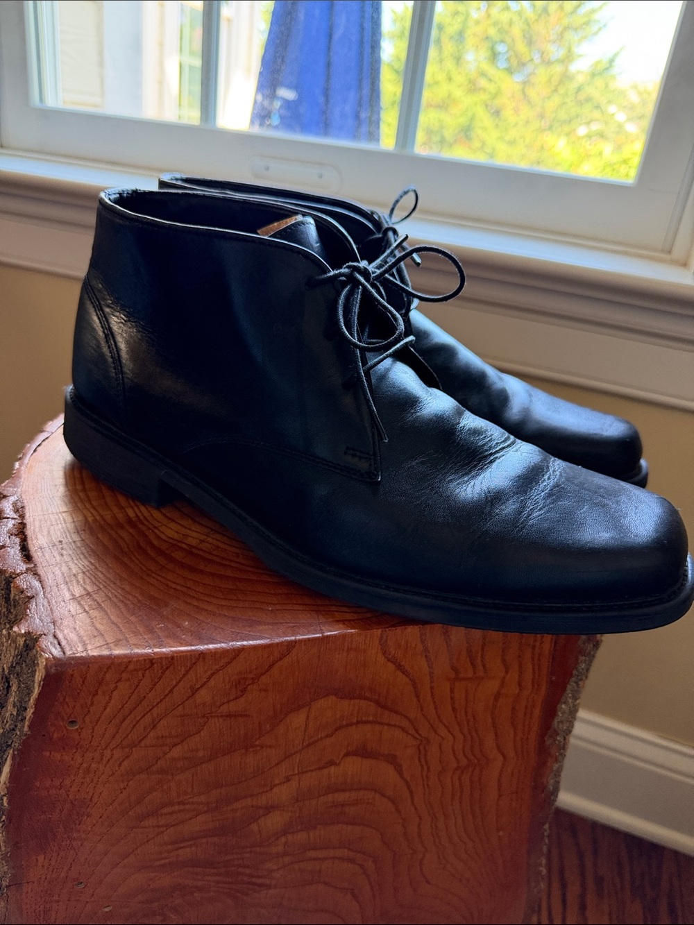 Bostonian Black Leather Men’s Chukka Boots